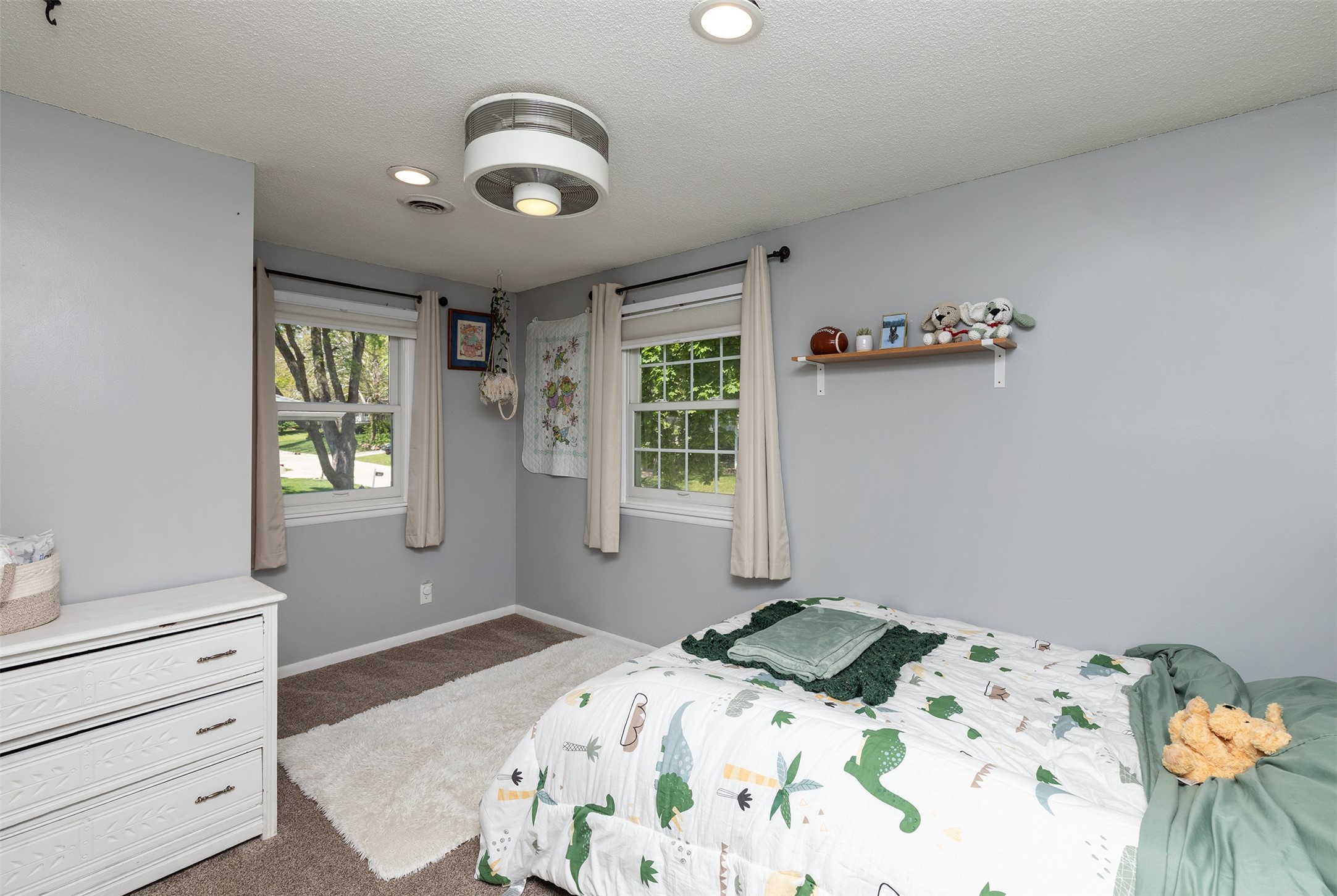 6424 Allison Avenue, Windsor Heights, Iowa image 17