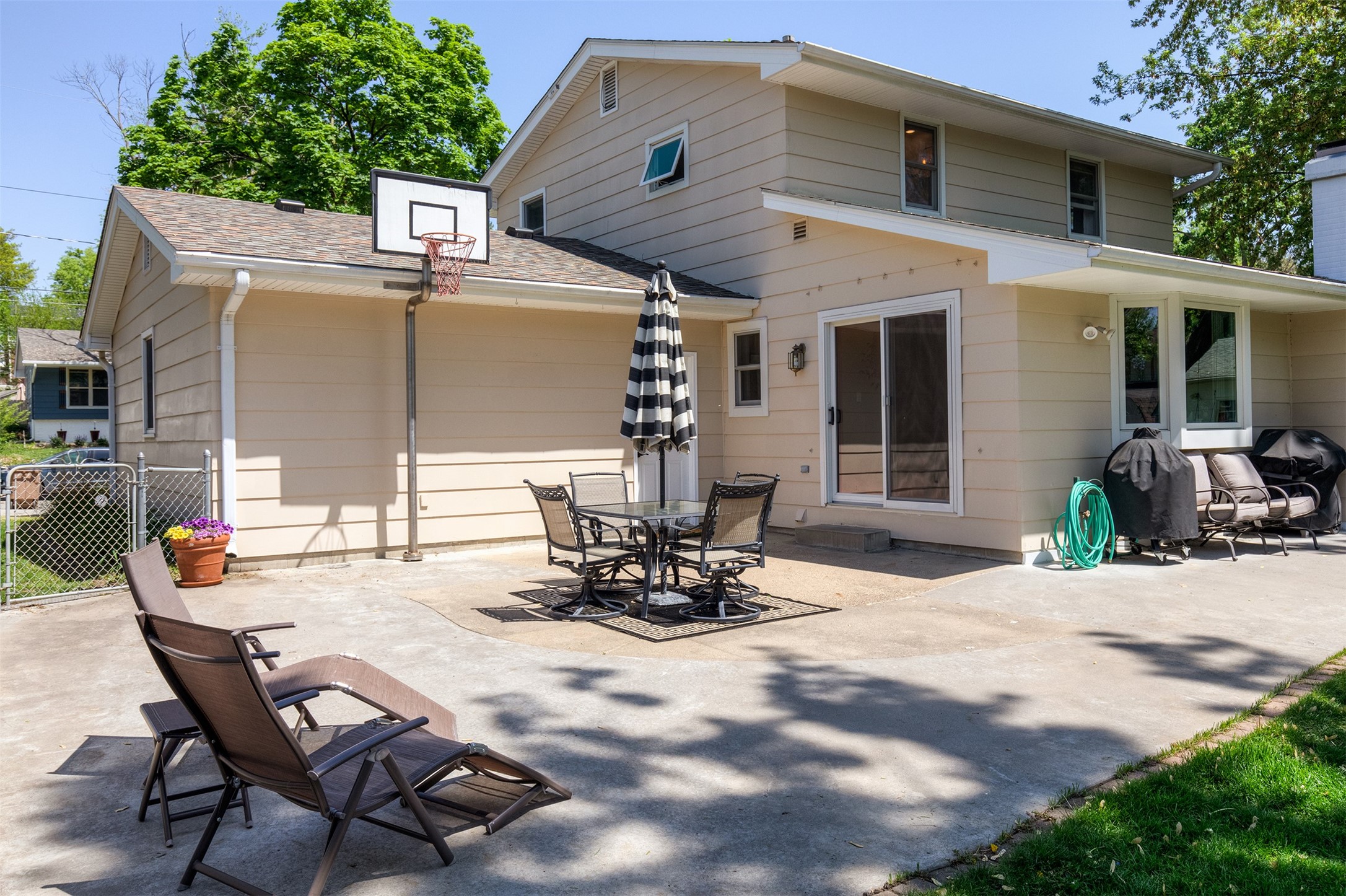 6424 Allison Avenue, Windsor Heights, Iowa image 29