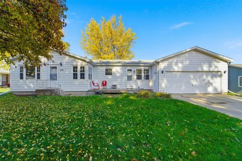 Homes For Sale - 208 Union Street<br/> Marion County, Pella, IA 50219