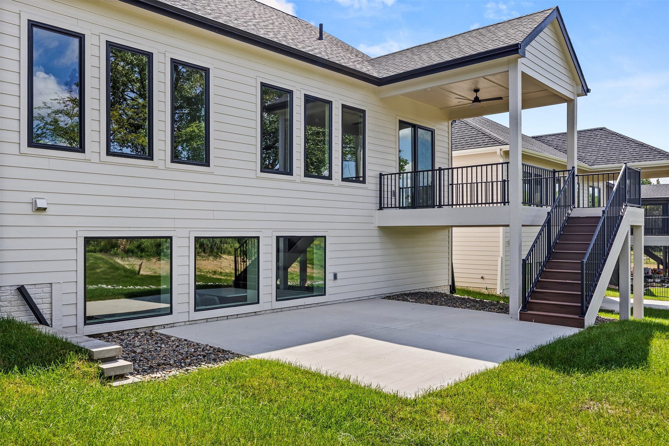 2642 SE Steele Drive