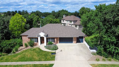 2312 Drenthe Laan Lane Pella IA 50219