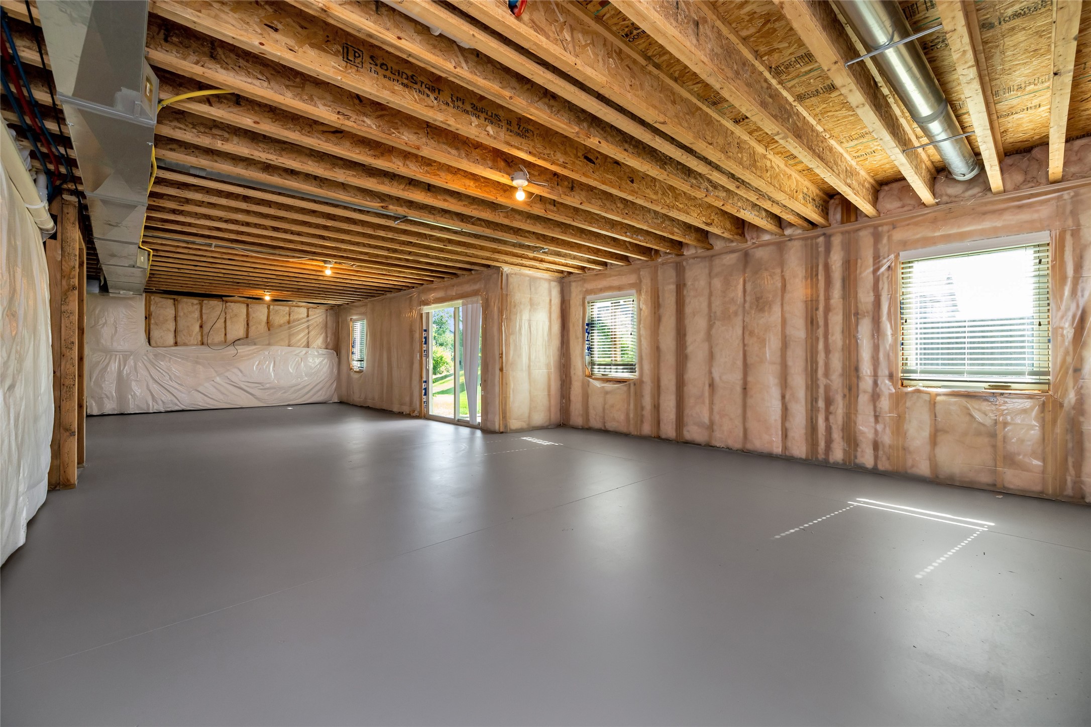 3555 NW 164th Street, Clive, Iowa image 30