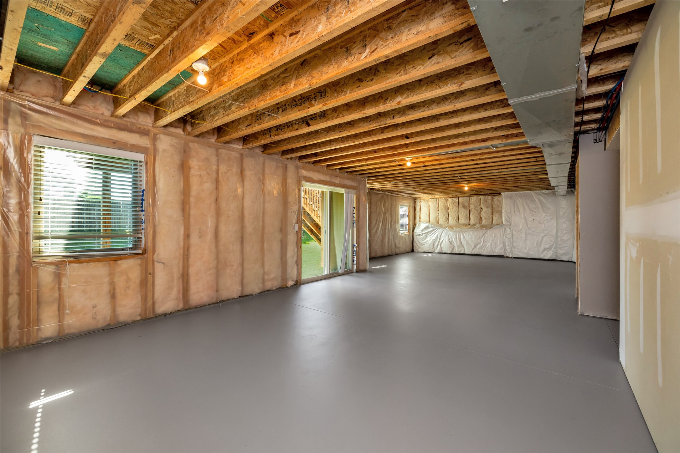 3555 NW 164th Street, Clive, Iowa image 28