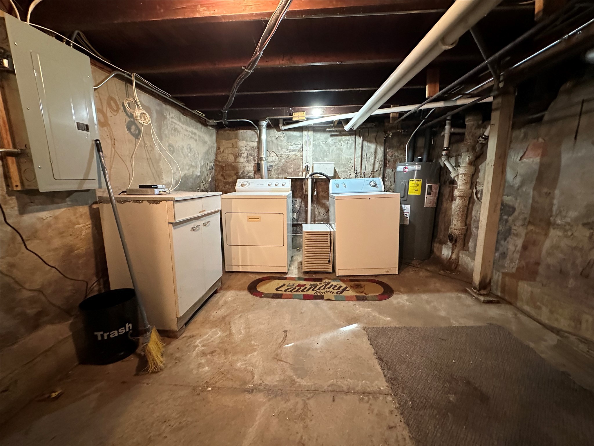 1521 Clinton Avenue, Des Moines, Iowa image 19