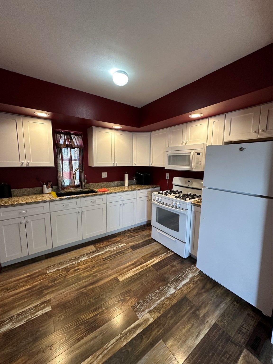 1521 Clinton Avenue, Des Moines, Iowa image 11