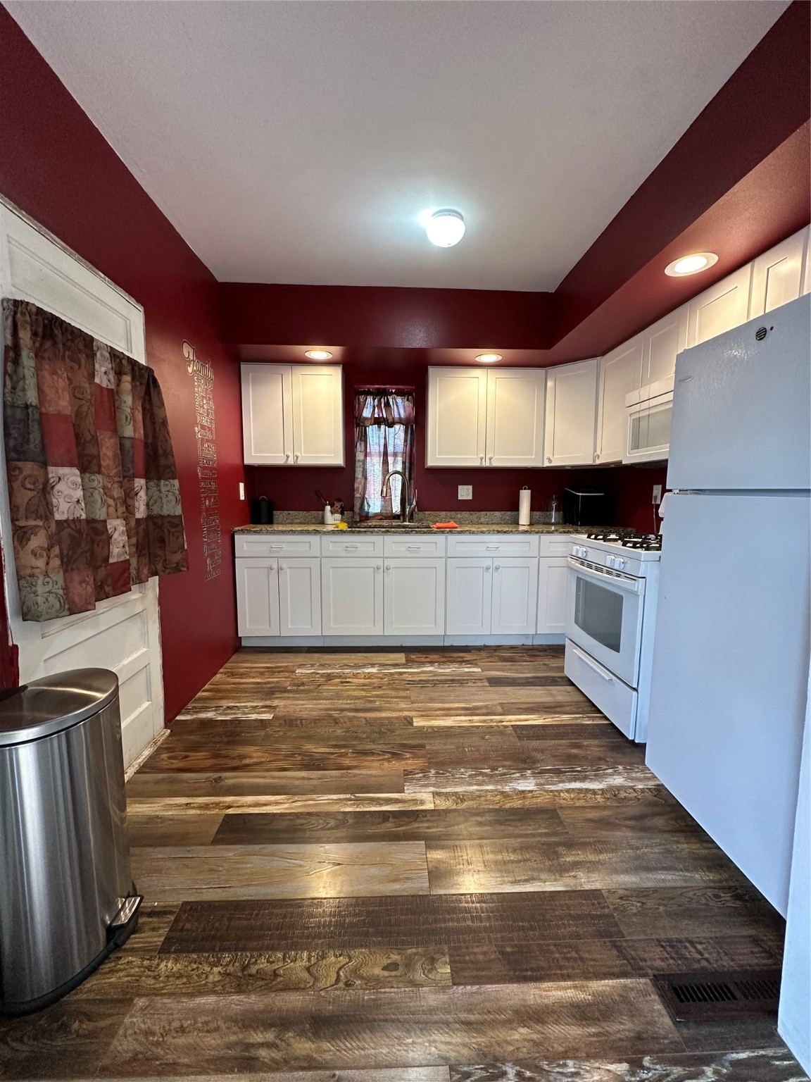 1521 Clinton Avenue, Des Moines, Iowa image 13