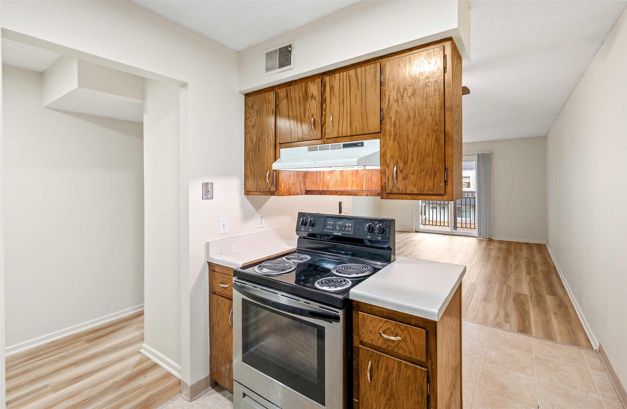 2017 NW Hickory Lane