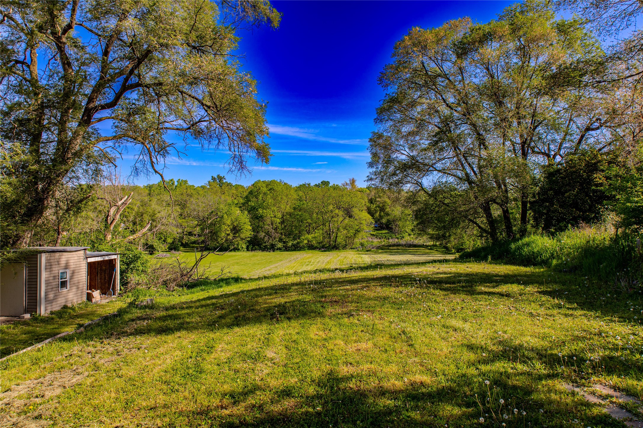 303 Kenyon Avenue, Des Moines, Iowa image 17