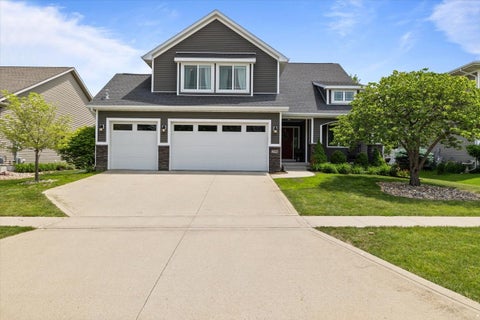 Homes For Sale - 296 S 82nd Street<br/> Dallas County, West Des Moines, IA 50266