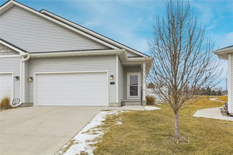 Condo For Sale - 1445 Primrose Drive<br/> Altoona, IA 50009