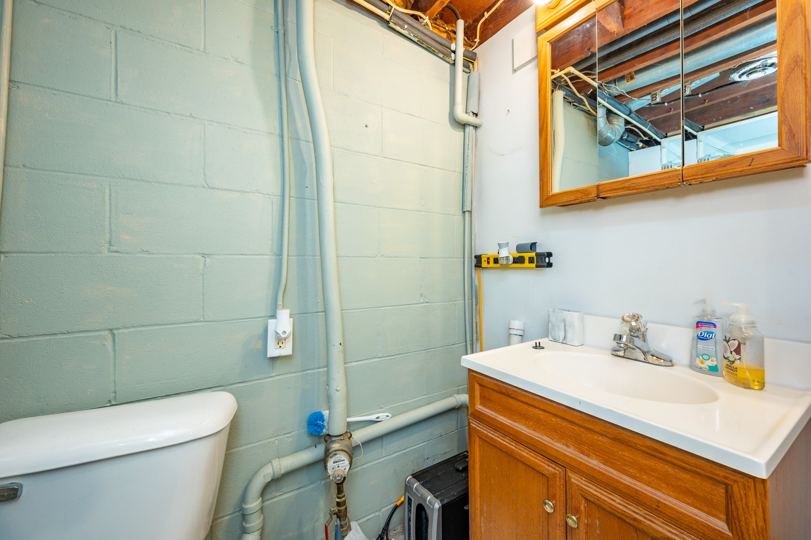 1309 Glenway Drive, Newton, Iowa image 16