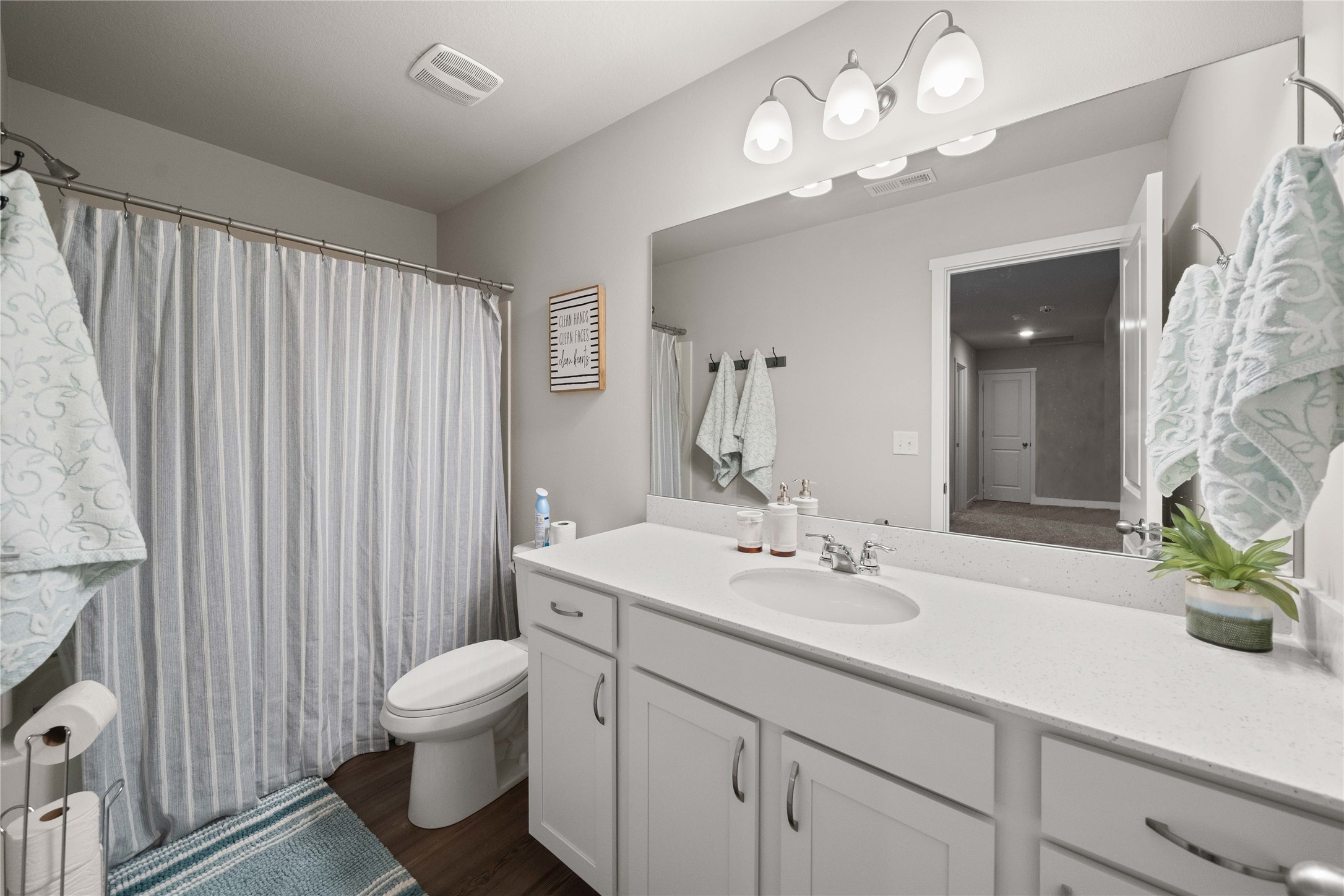 9556 Crestview Drive, West Des Moines, Iowa image 18