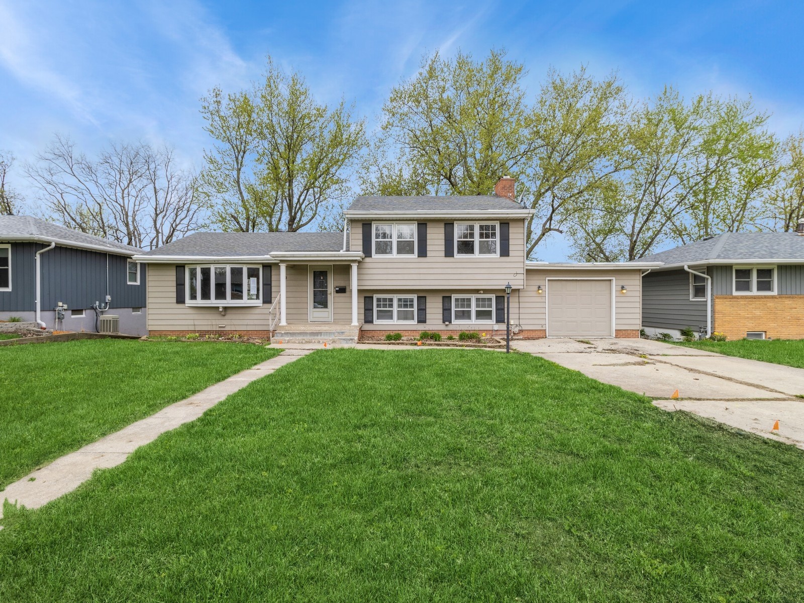 812 9th Street, Humboldt, Iowa image 2