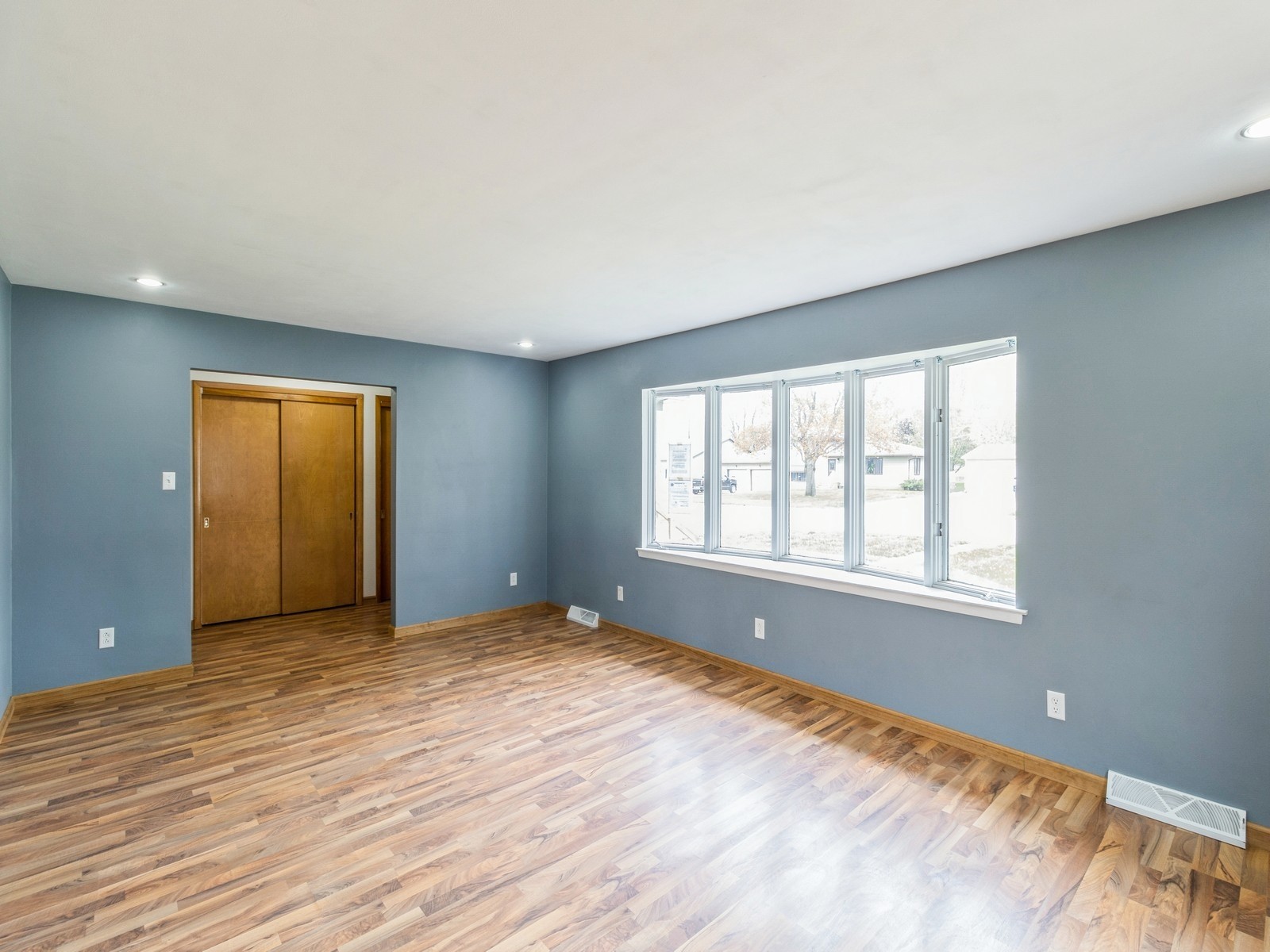 812 9th Street, Humboldt, Iowa image 9