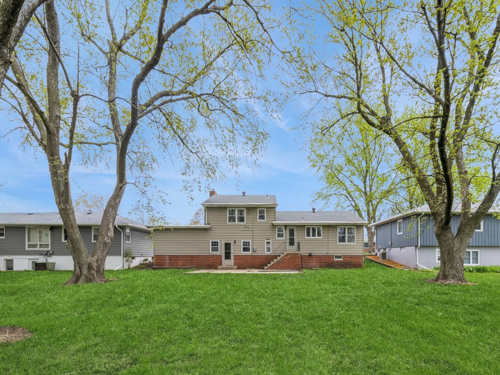 812 9th Street, Humboldt, Iowa image 5