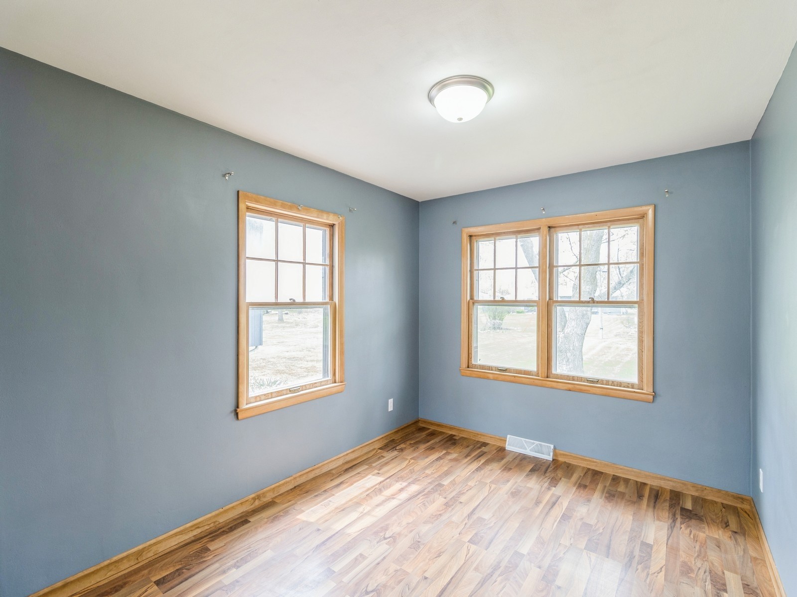 812 9th Street, Humboldt, Iowa image 10