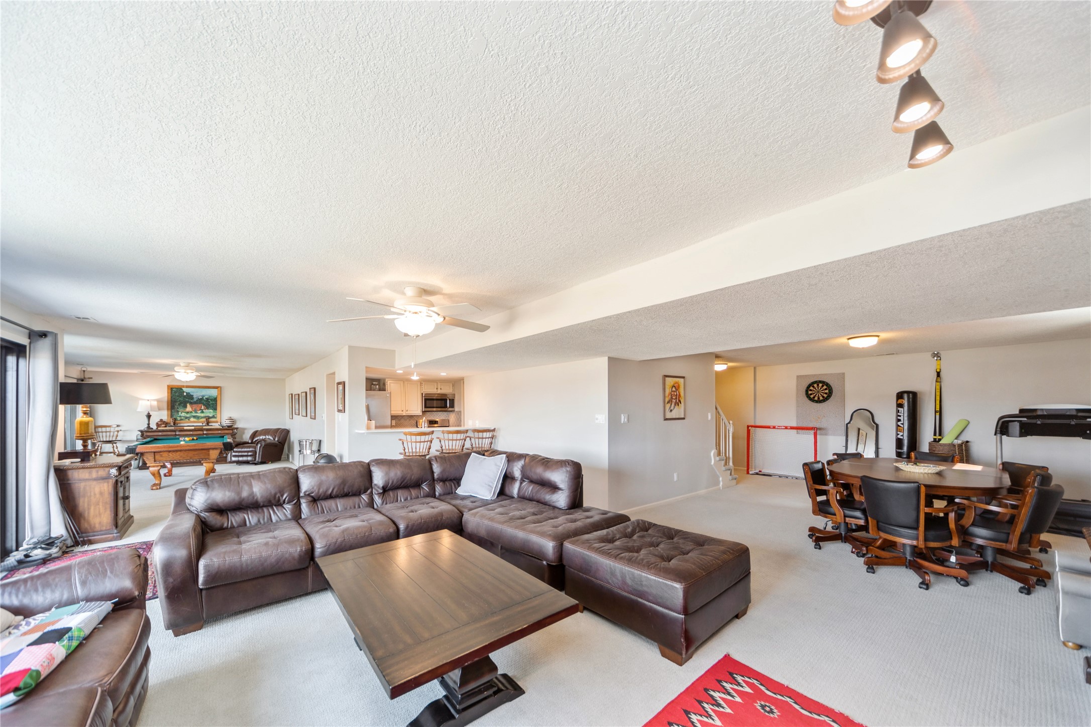 1720 Cedarwood Circle, Clive, Iowa image 29