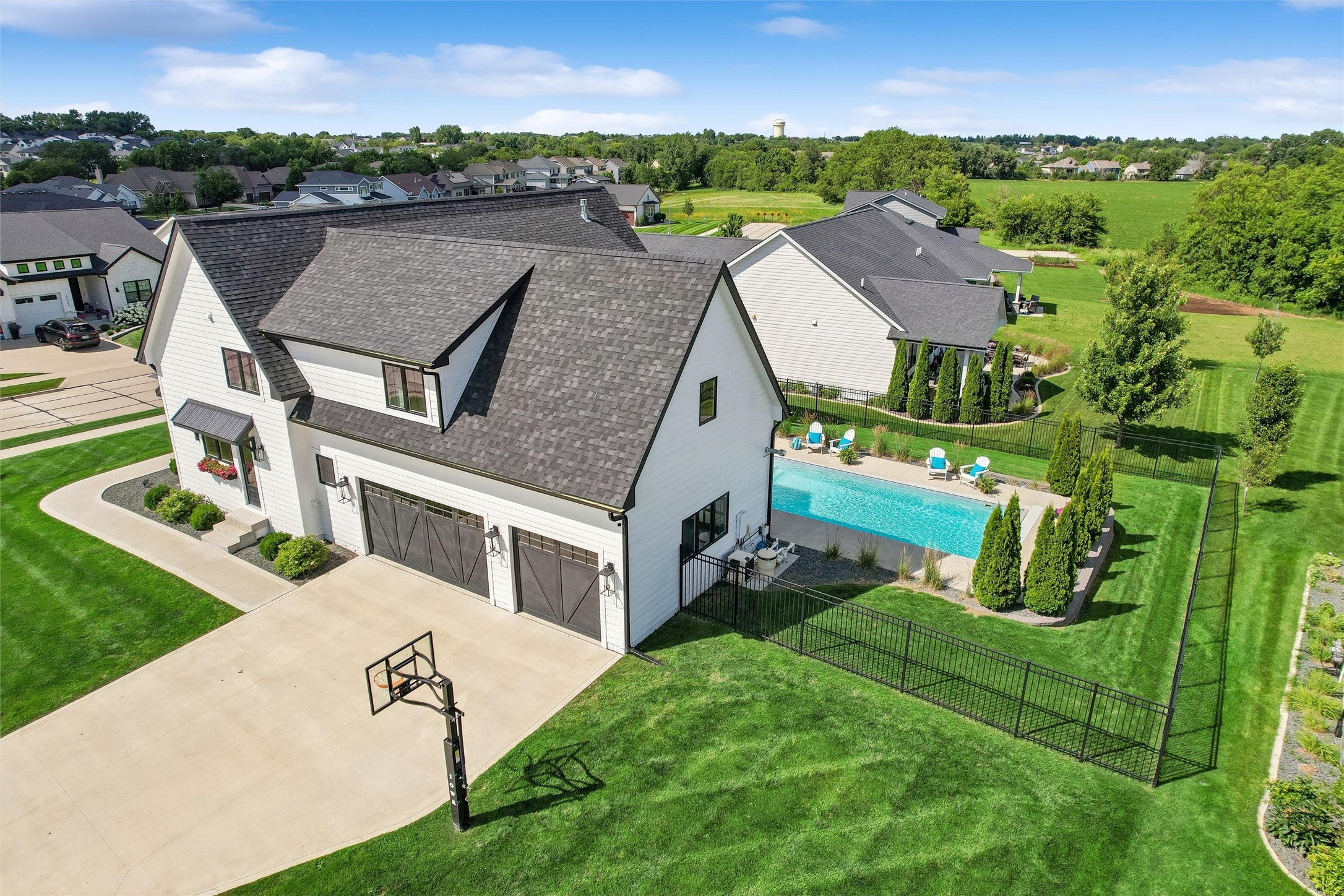 17448 Aurora Drive