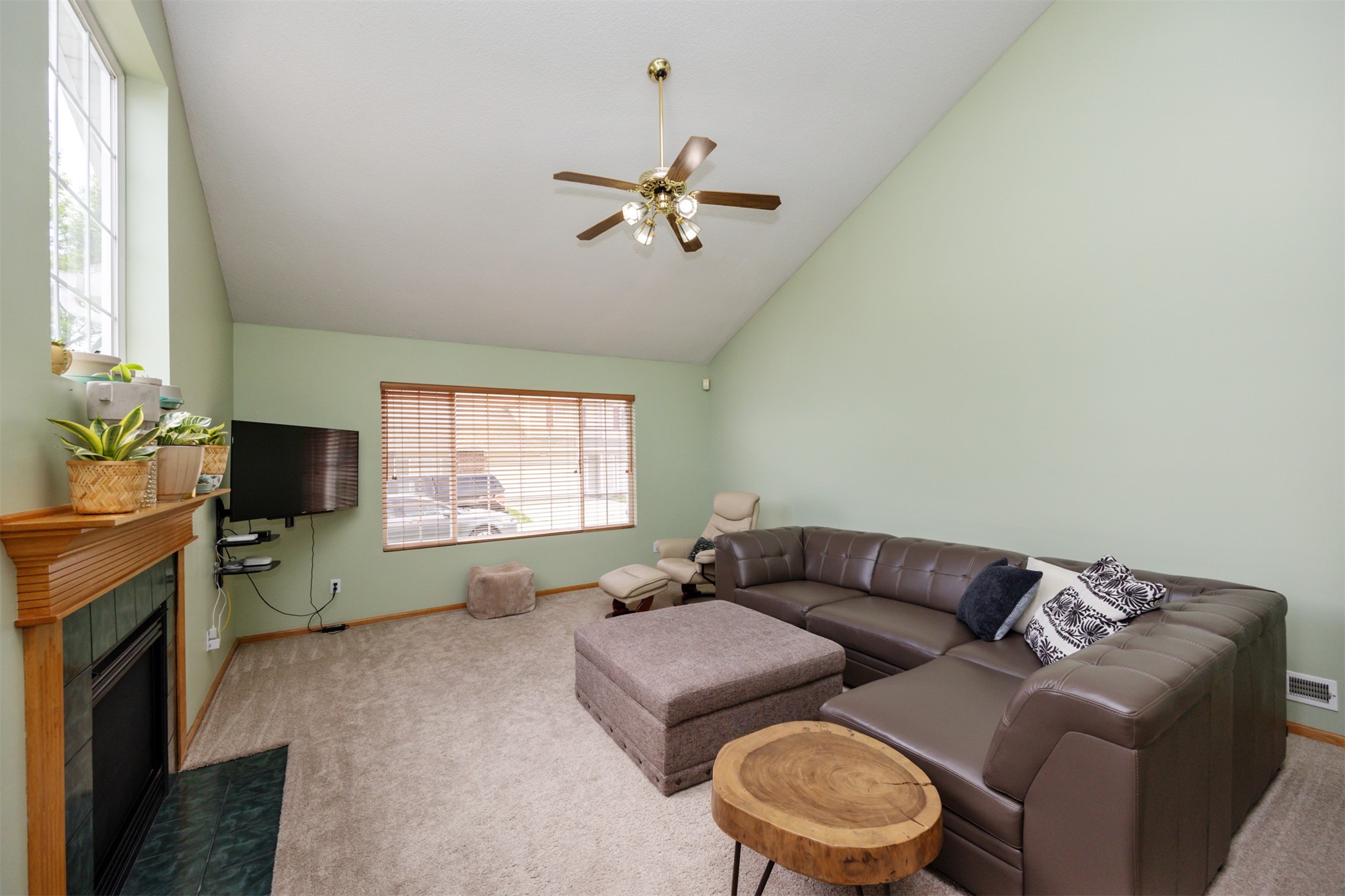 5404 Longview Court #4, Johnston, Iowa image 2