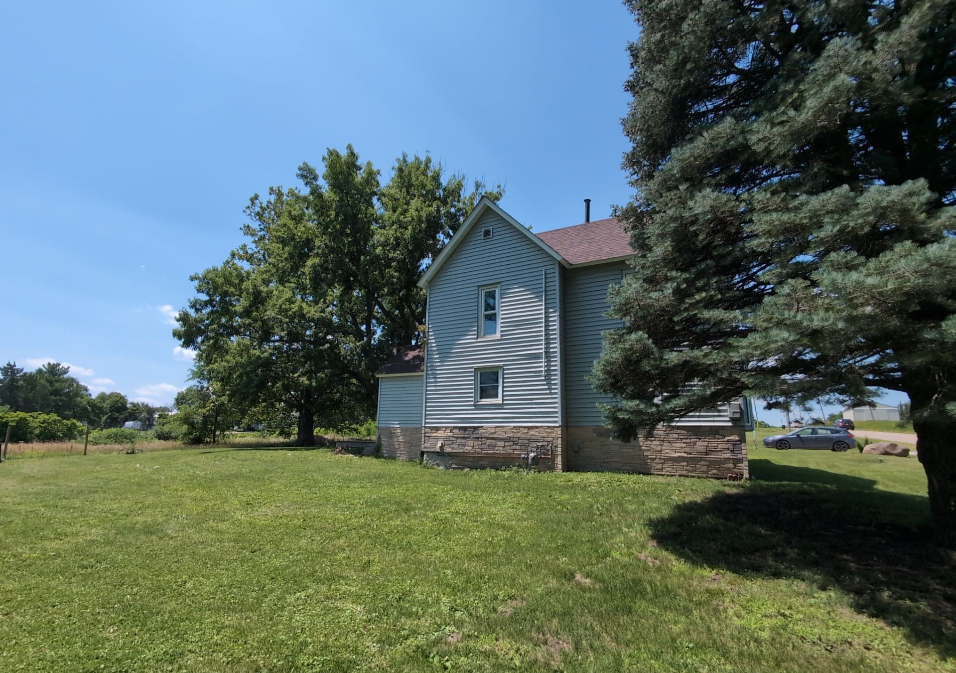 1304 E Pleasant Street