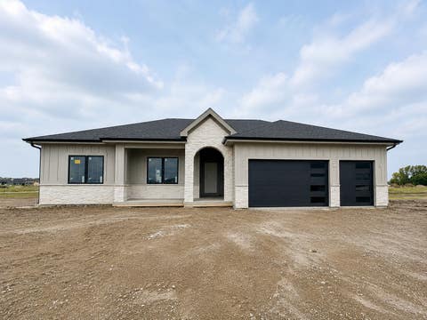 Homes For Sale - 1809 NE 24th Court<br/> Ankeny, IA 50021