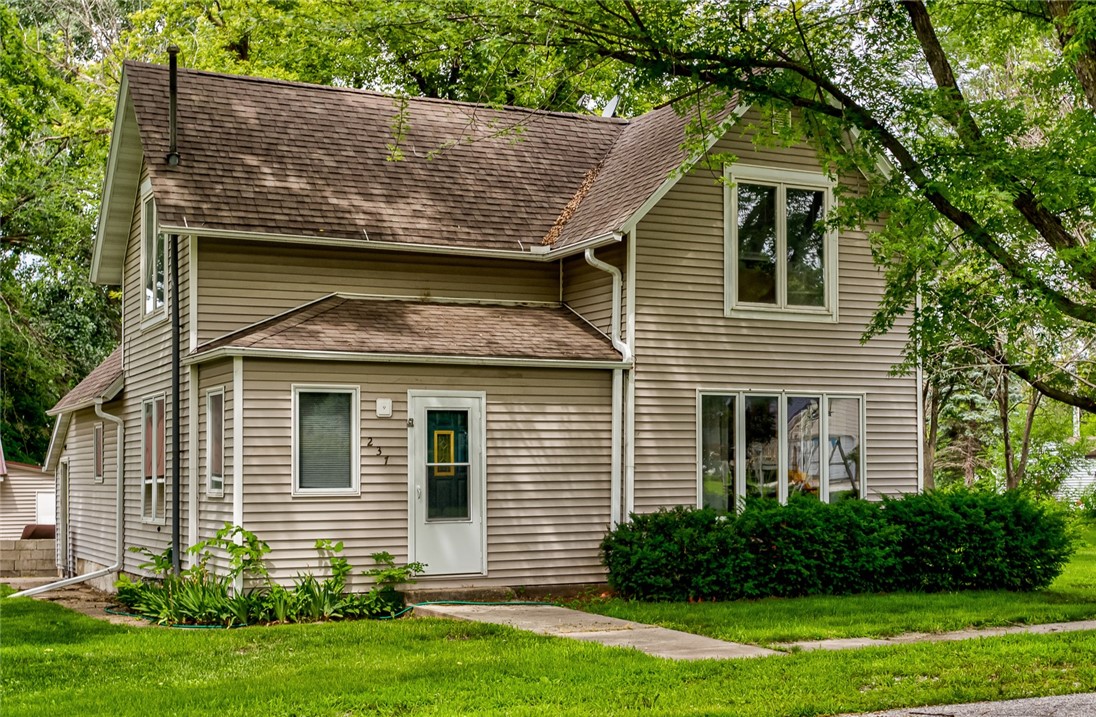 Photo 1 of 26 — 237 S Green Street, Roland, IA 50236