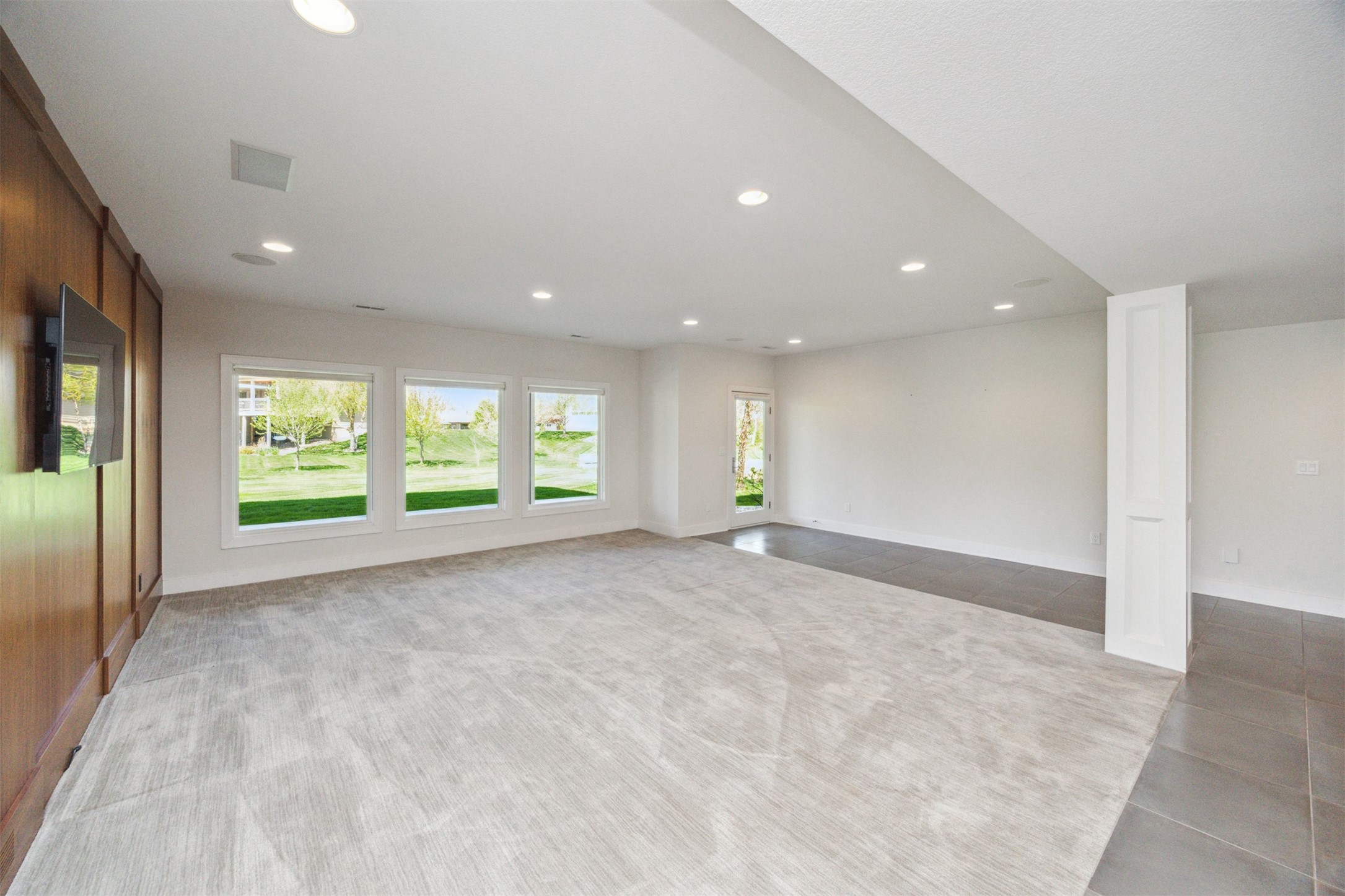 8513 Prairie Ridge Drive, Johnston, Iowa image 24