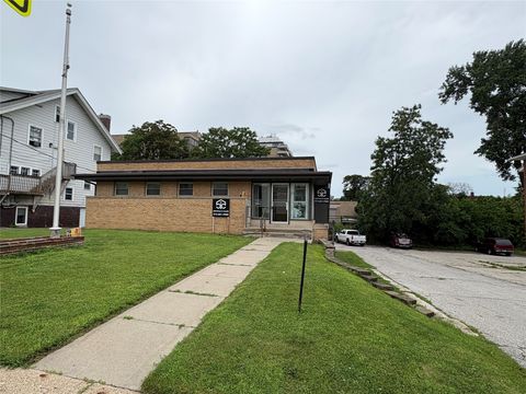 520 35th Street Des Moines IA 50312