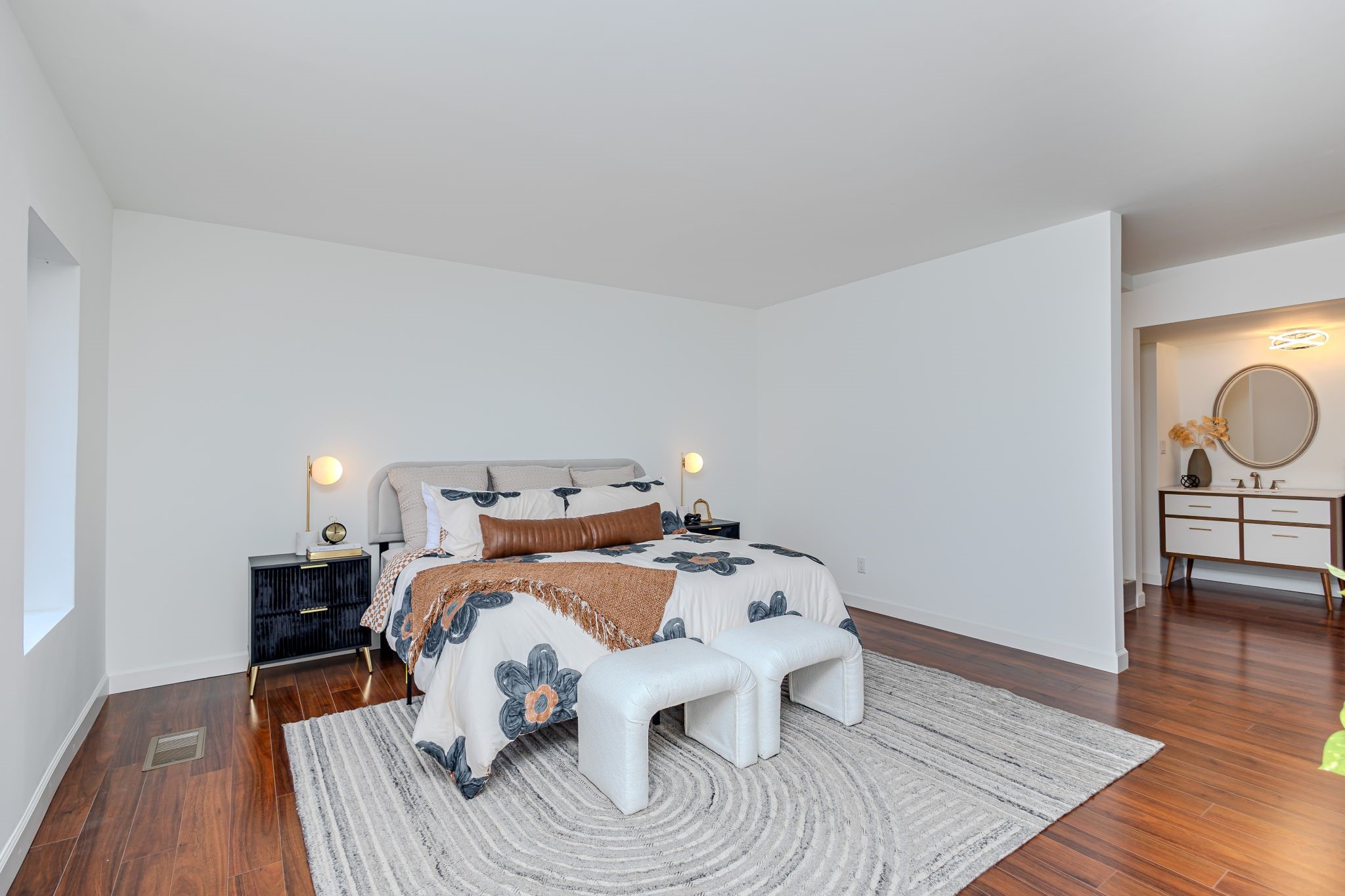 3131 Fleur Drive 208