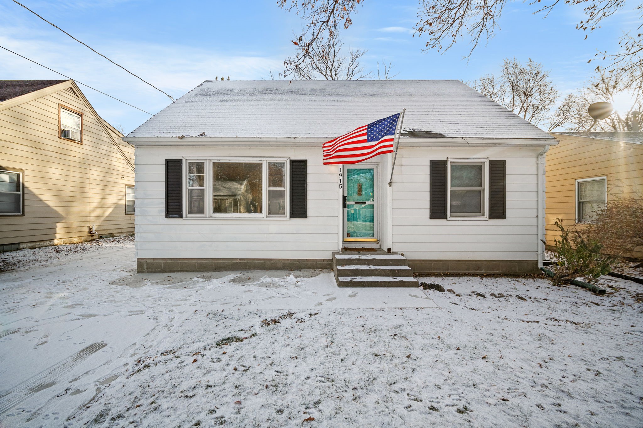 1915 51st Street, Des Moines, Iowa image 1