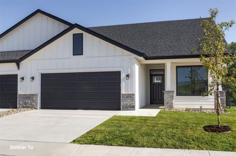 Condo For Sale - 1621 Garland Avenue<br/> Warren County, Norwalk, IA 50211