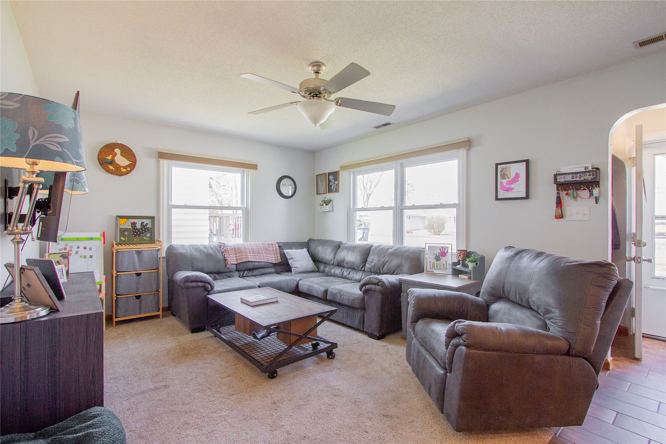609 Maple Street, Pella, Iowa image 4