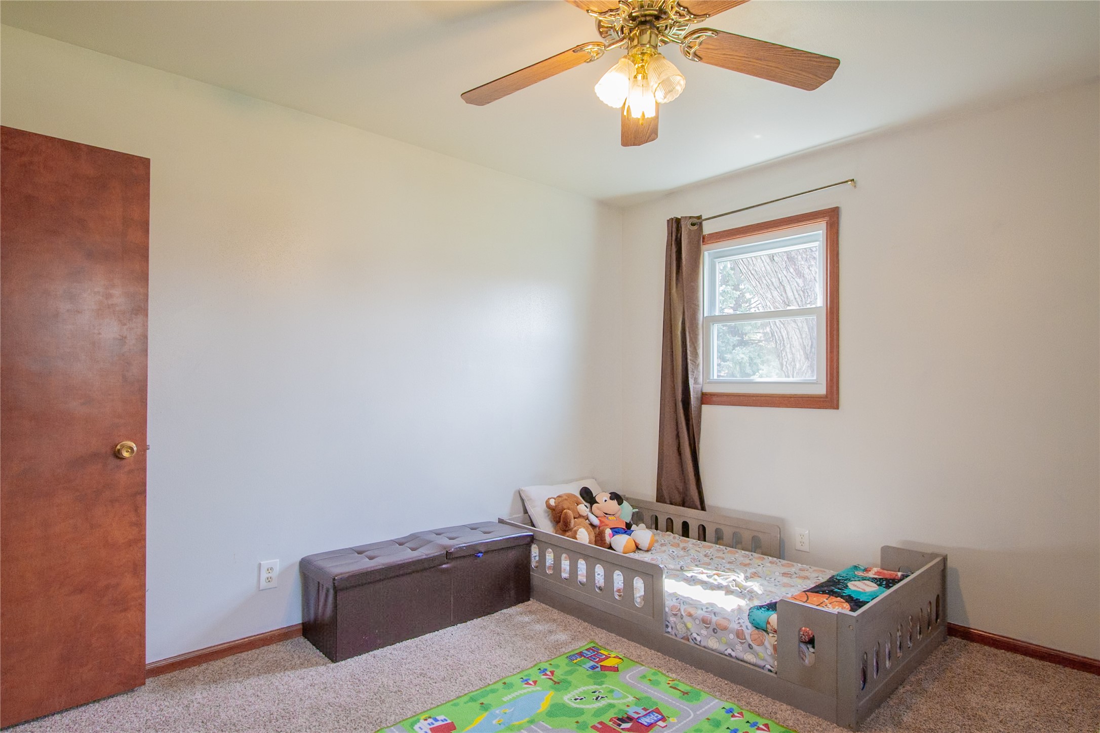 609 Maple Street, Pella, Iowa image 21