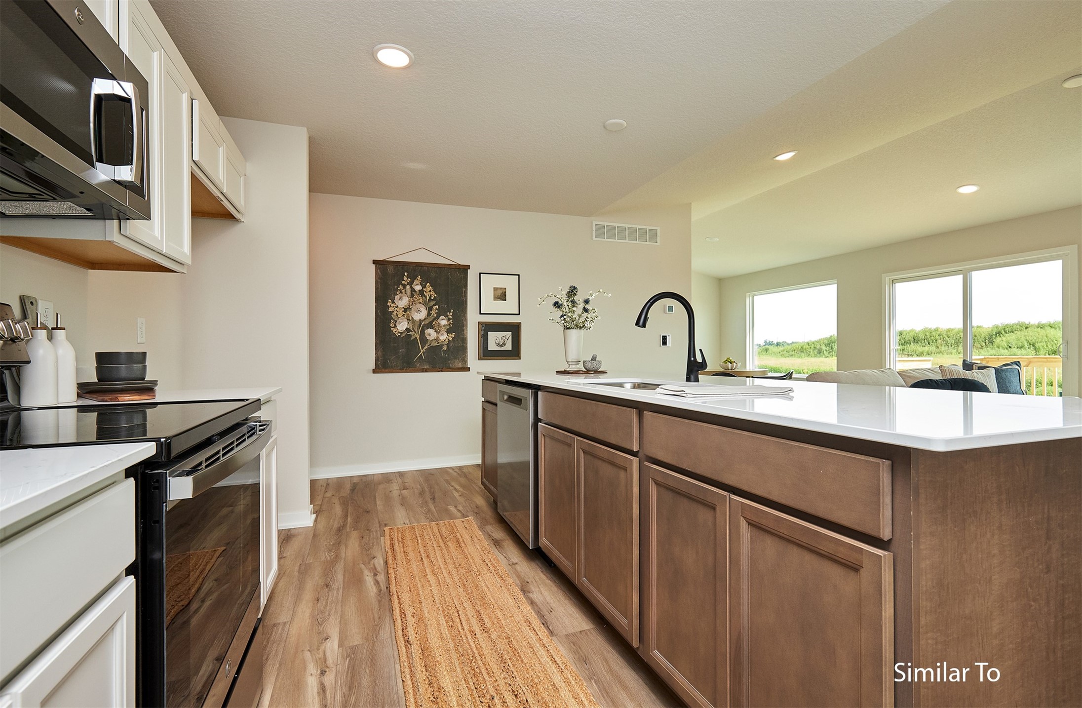 615 NW Compass Avenue, Waukee, Iowa image 13