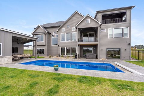 3815 NW 183rd Street Clive IA 50325