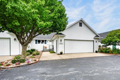 Condo For Sale - 5421 Chimra Road #2<br/> Panora, IA 50216