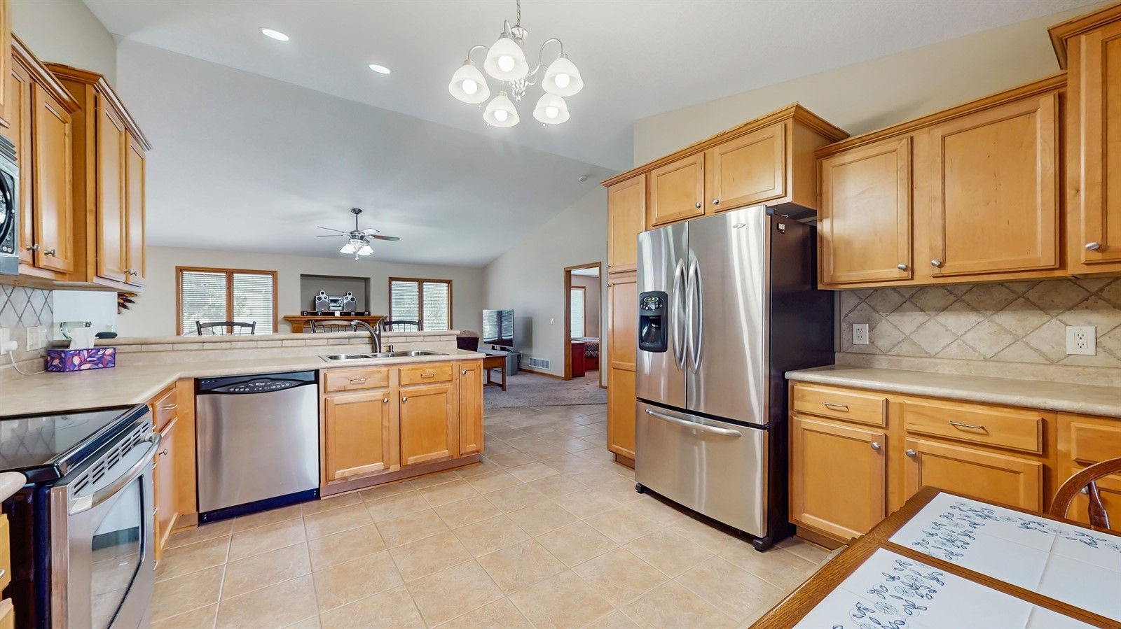 1415 Lake Shore Circle, Altoona, Iowa image 10