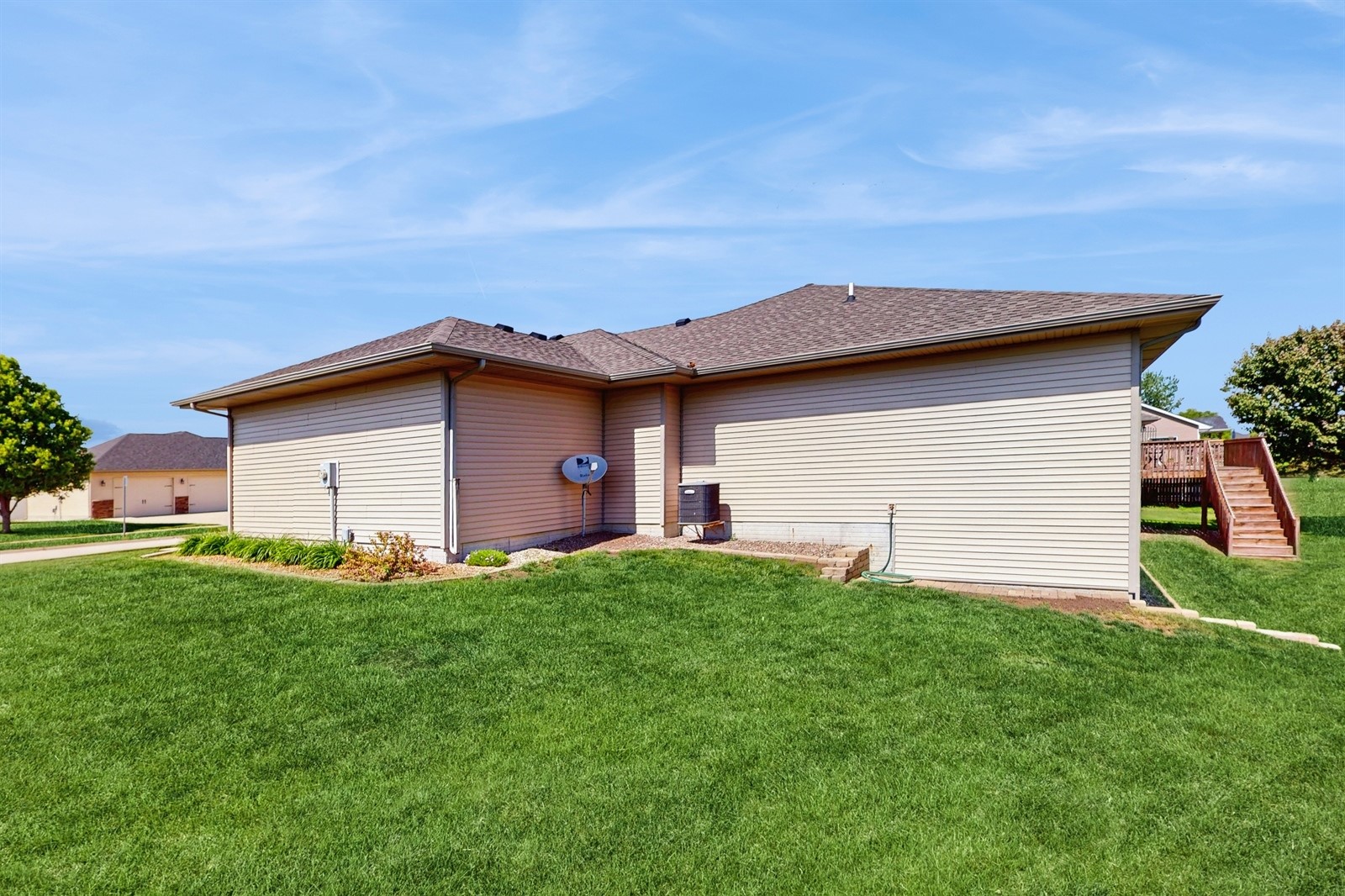 1415 Lake Shore Circle, Altoona, Iowa image 31