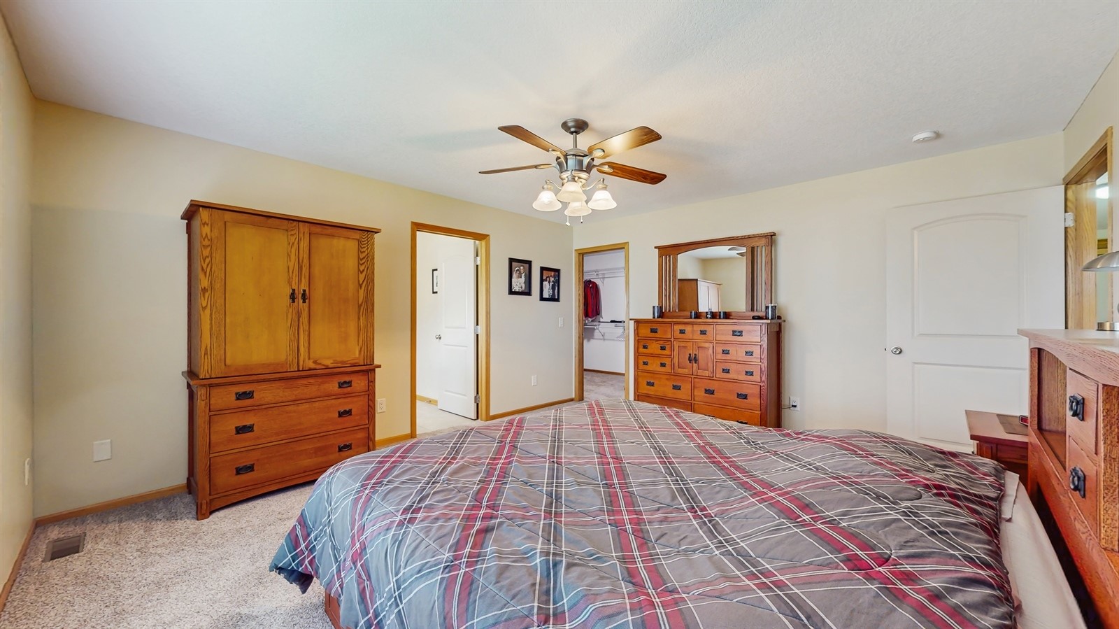 1415 Lake Shore Circle, Altoona, Iowa image 14