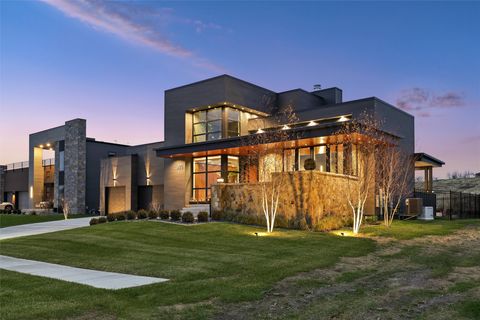 11925 Meadow Springs Drive Johnston IA 50131