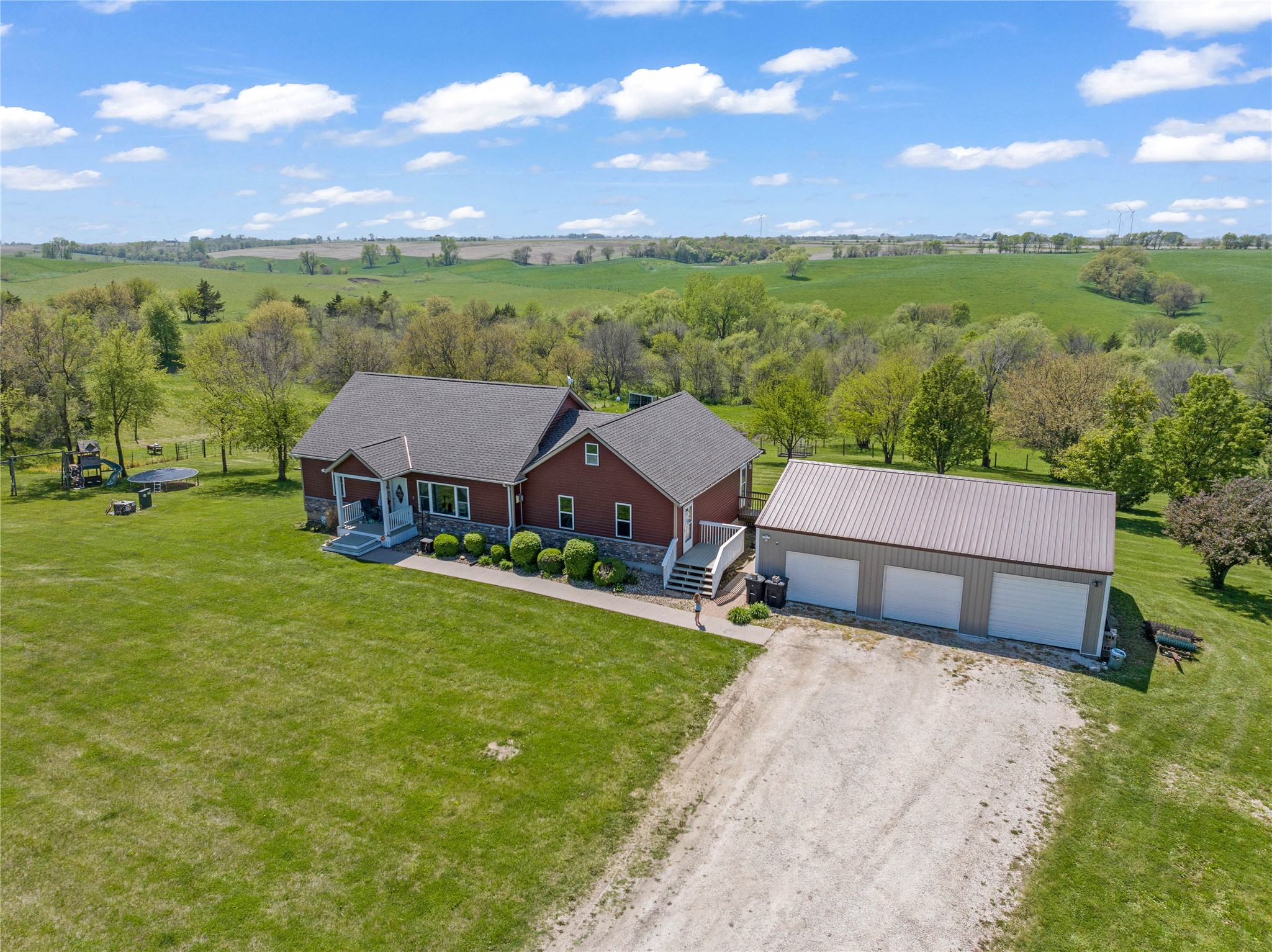 1723 Creamery Road, Dexter, Iowa image 3