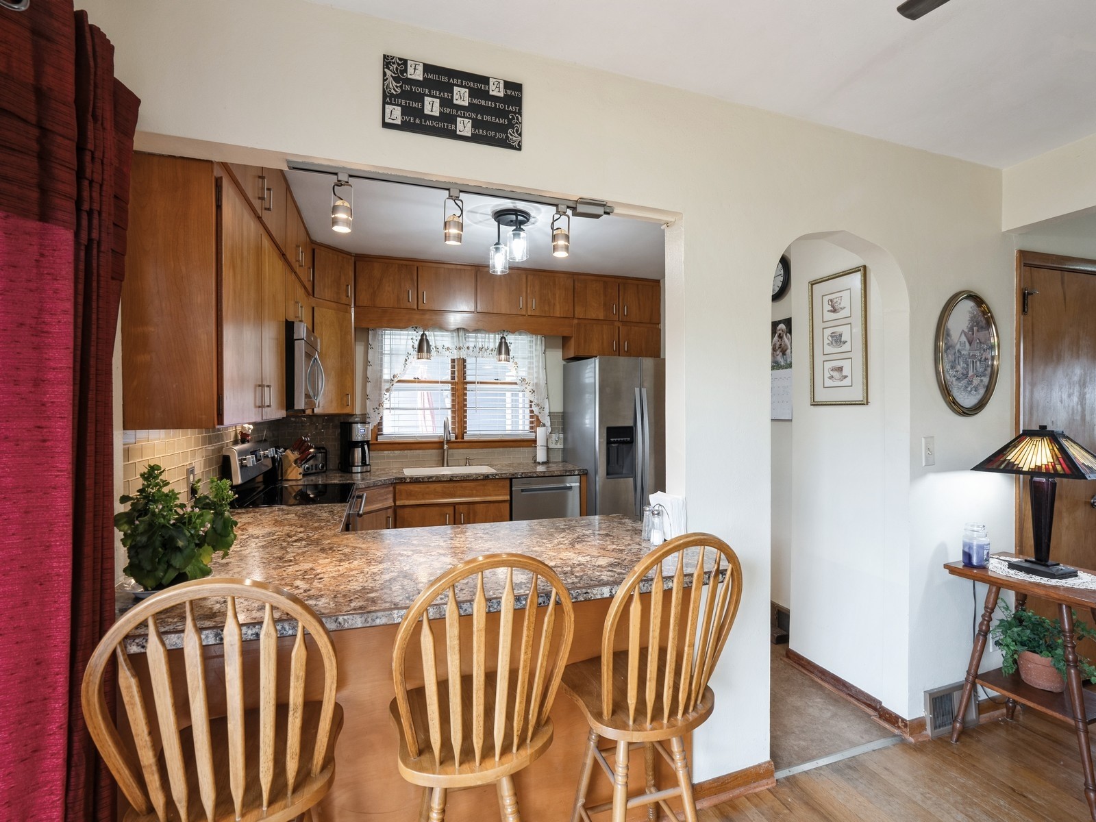 2713 1st Avenue, Newton, Iowa image 8