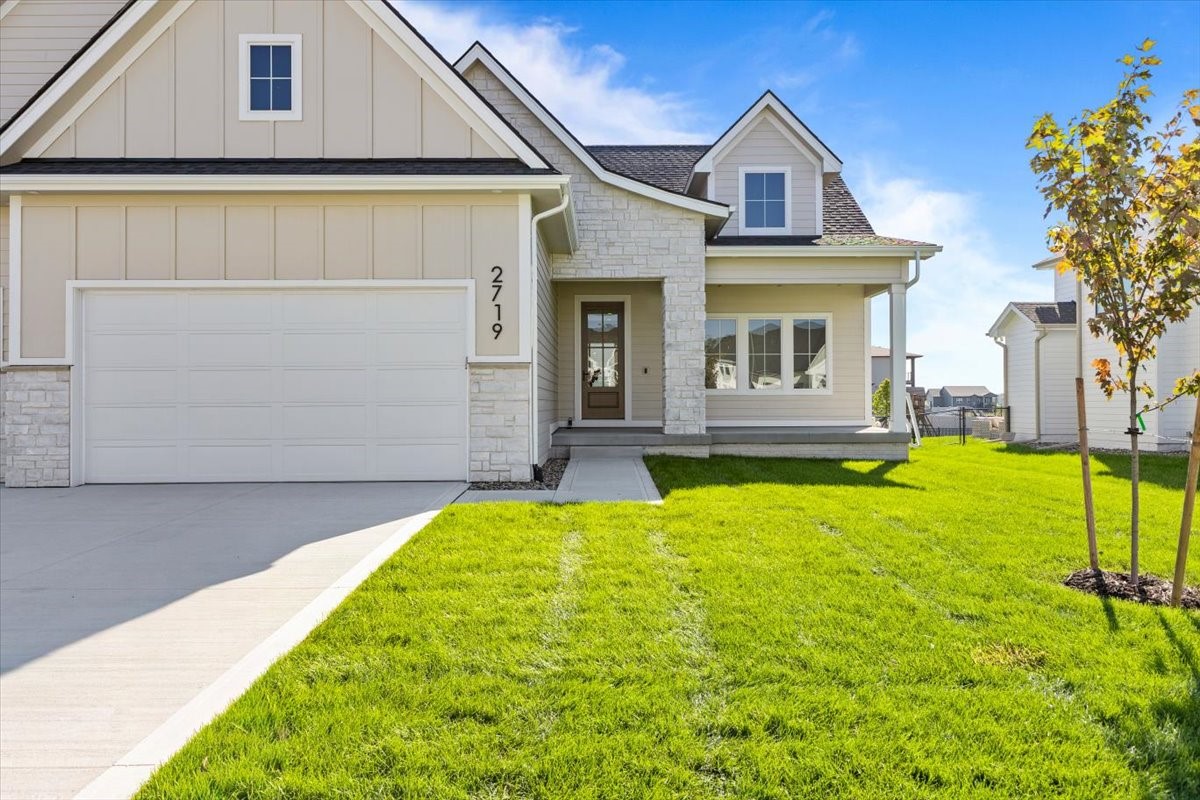 2719 NW Greenwood Street