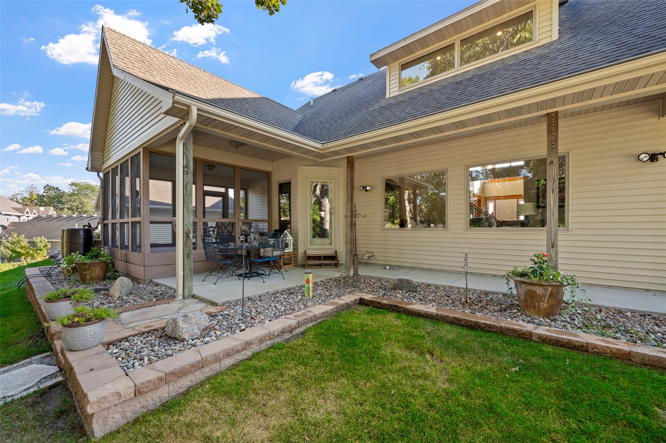 8868 SE Vandalia Drive, Runnells, Iowa image 3