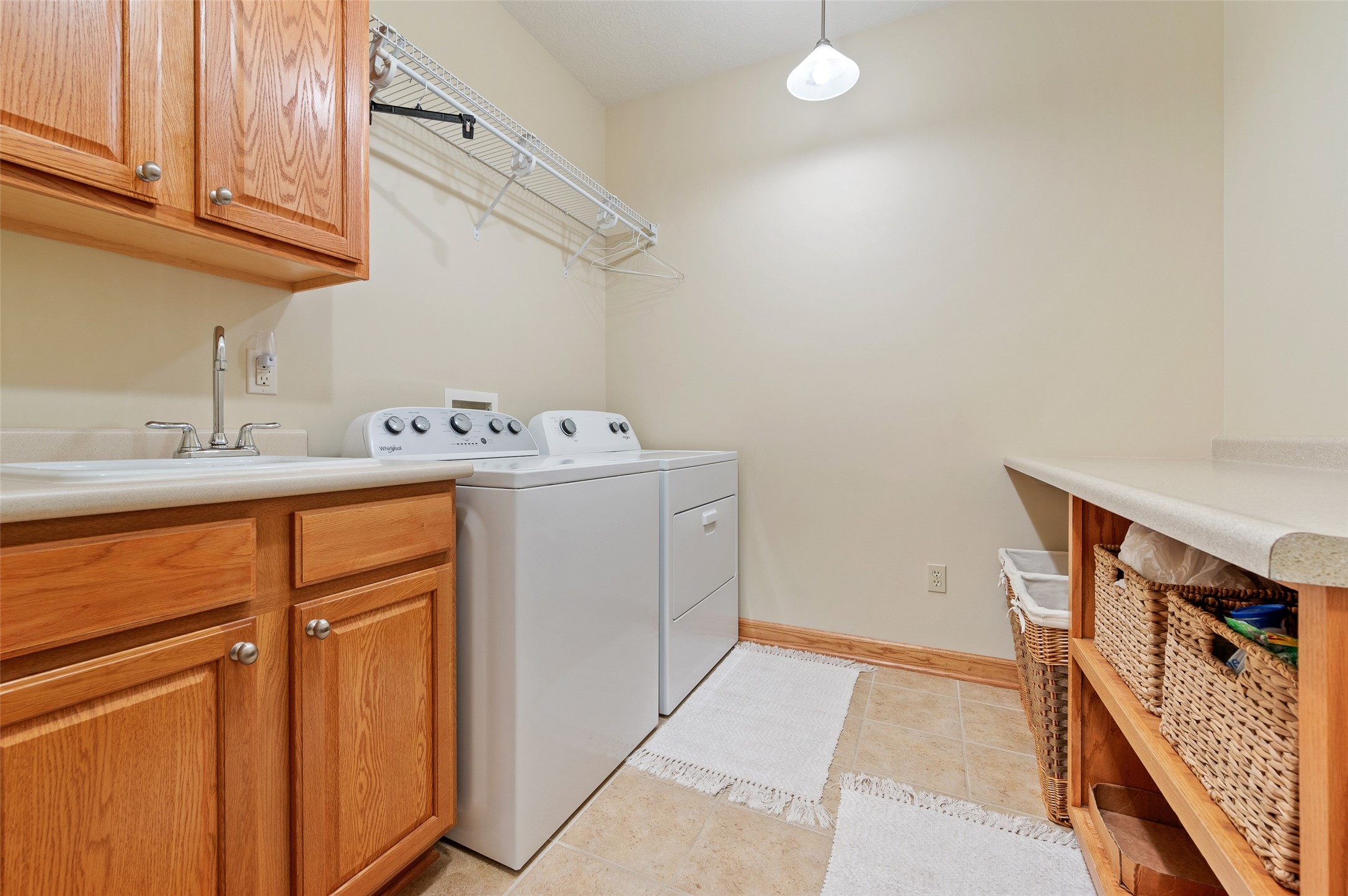 8868 SE Vandalia Drive, Runnells, Iowa image 21