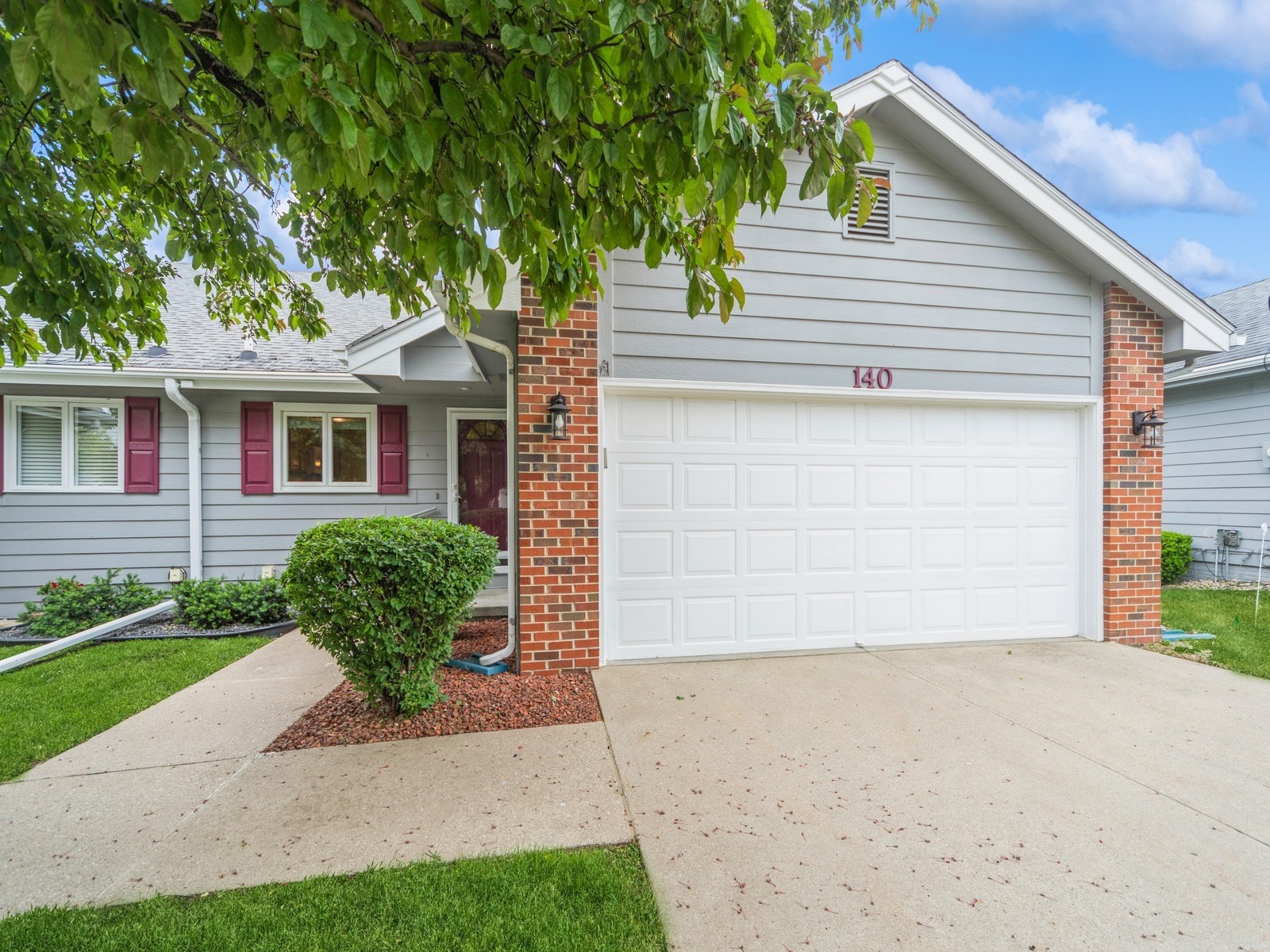 140 S 52nd Street, West Des Moines, Iowa image 1