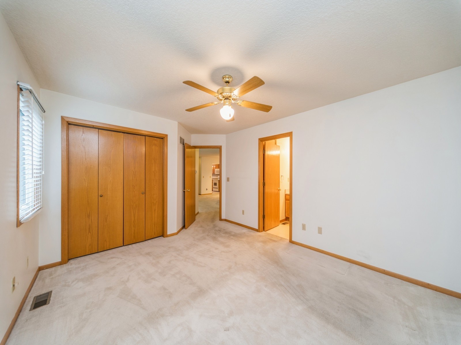 140 S 52nd Street, West Des Moines, Iowa image 11