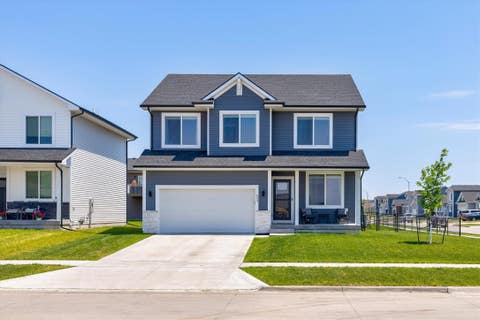 Homes For Sale - 603 NE Oak Ridge Drive<br/> Ankeny, IA 50021