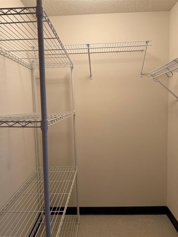 Clive, Iowa 50325, United States, 2 Bedrooms Bedrooms, ,2 BathroomsBathrooms,Residential,Active,230711