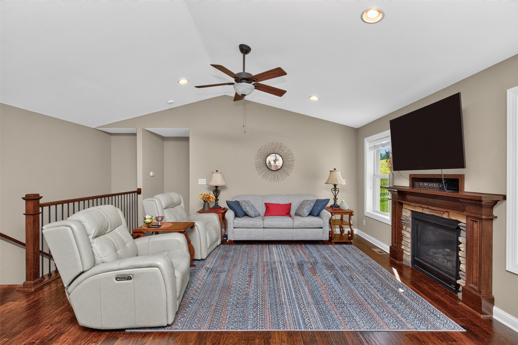526 Crescent Lane